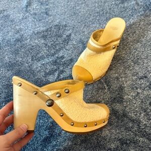 UGG Jolene Cream Leather/Tweed Clog Heels Size 8